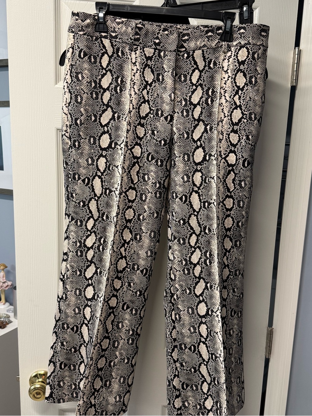 MICHAEL Michael Kors Black & Cream Snake Print Pants NWT size10